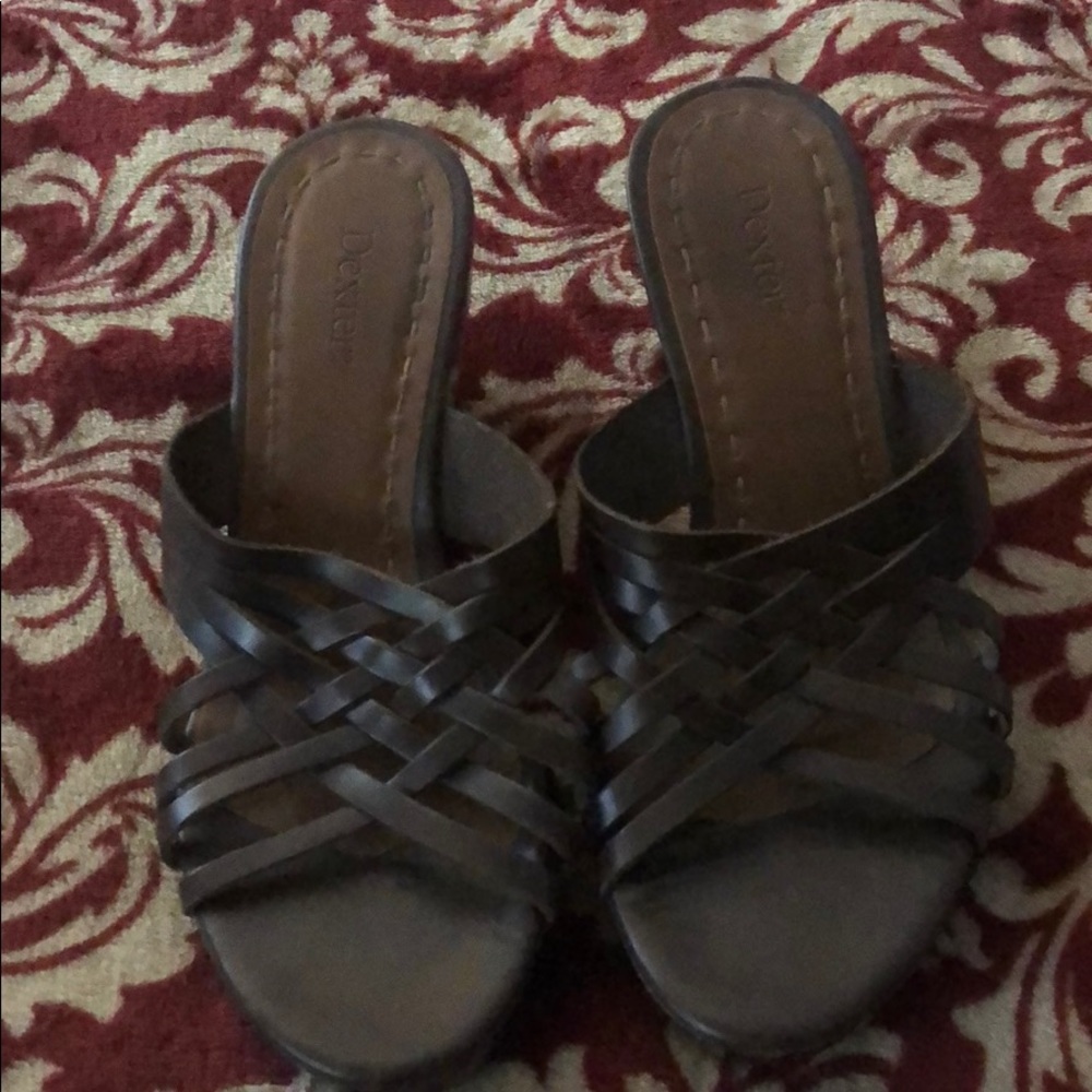 Dexter size 7 brown wedges in great condition